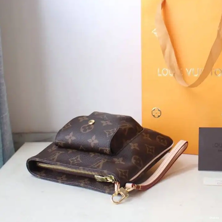 206B570114 Bags LV 0514